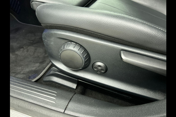 Mercedes-Benz A-Klasse 160 Business Solution Luxury Navigatie Apple Carplay/Android Auto Camera Parkeersensoren Cruise Control Stoelverwarming Virtual Cockpit Lichtmetalen velgen Climate Control