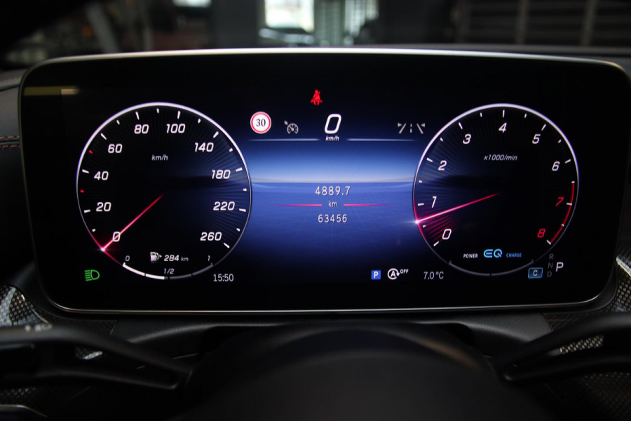 Mercedes-Benz C-Klasse 200 AMG PANO-BURMESTER-MEMORY-HUD-360