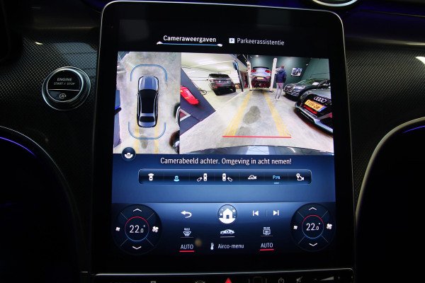 Mercedes-Benz C-Klasse 200 AMG PANO-BURMESTER-MEMORY-HUD-360