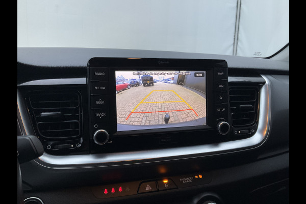 Kia Stonic 1.0 T-GDi DynamicLine Navi Camera Trekhaak Carplay Keyless Yellow Star
