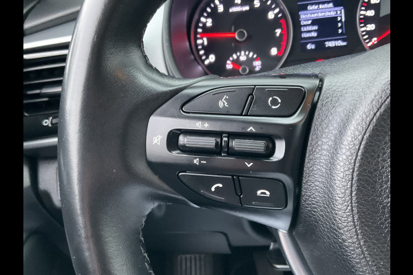 Kia Stonic 1.0 T-GDi DynamicLine Navi Camera Trekhaak Carplay Keyless Yellow Star