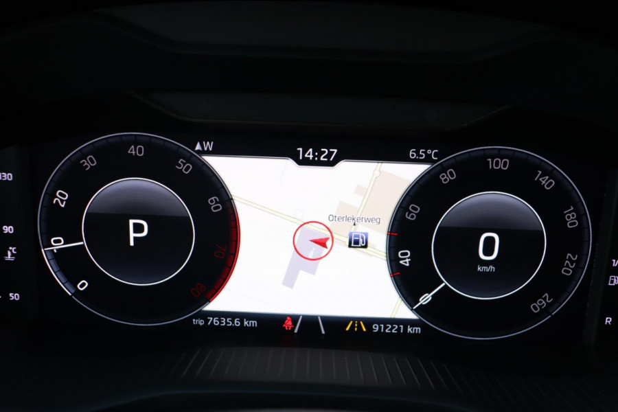 Škoda Kodiaq 1.5 TSI Business Edition org.NL schuifdak digitaal dashboard el.trekhaak adapt.cruise camera el.klep
