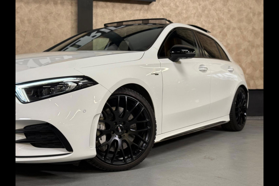 Mercedes-Benz A-Klasse AMG 35 4MATIC Edition 1 | pano | Memory | Multibeam | 360 camera | Keyless | Sfeerverlichting | DAB