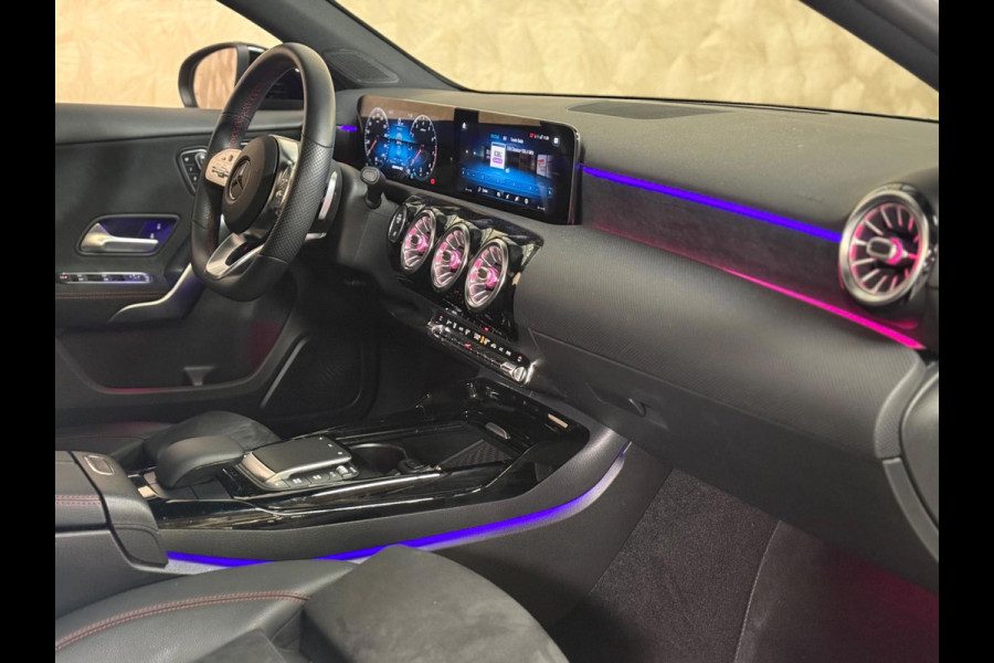 Mercedes-Benz A-Klasse AMG 35 4MATIC Edition 1 | pano | Memory | Multibeam | 360 camera | Keyless | Sfeerverlichting | DAB