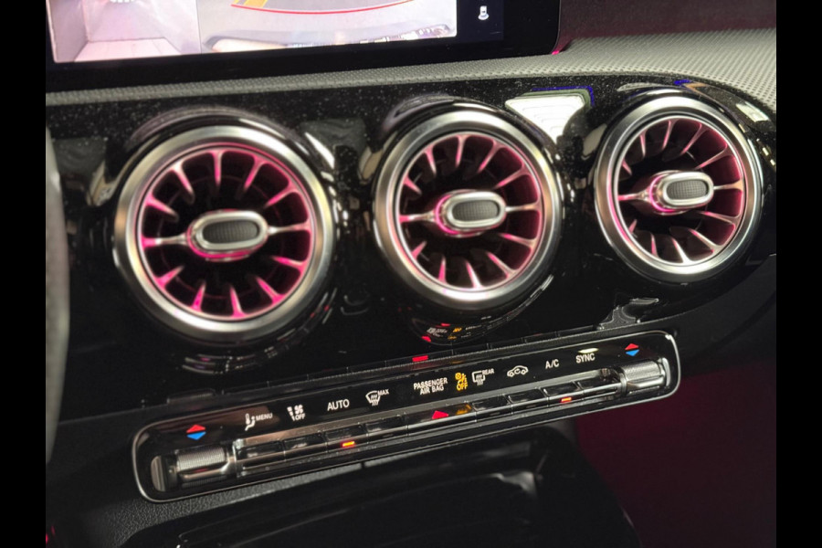 Mercedes-Benz A-Klasse AMG 35 4MATIC Edition 1 | pano | Memory | Multibeam | 360 camera | Keyless | Sfeerverlichting | DAB