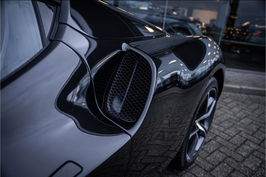 Ferrari 296 GTS 3.0 V6 830pk ** Kroymans ** Daytona Seats ** Lift ** HUD ** Pass Display ** Carbon Btw