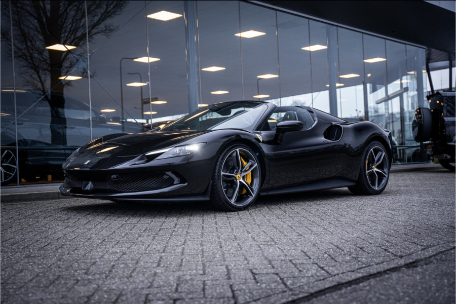 Ferrari 296 GTS 3.0 V6 830pk ** Kroymans ** Daytona Seats ** Lift ** HUD ** Pass Display ** Carbon Btw