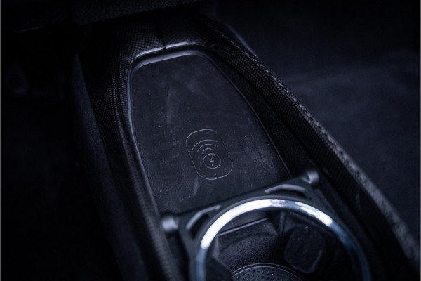 Ferrari 296 GTS 3.0 V6 830pk ** Kroymans ** Daytona Seats ** Lift ** HUD ** Pass Display ** Carbon Btw