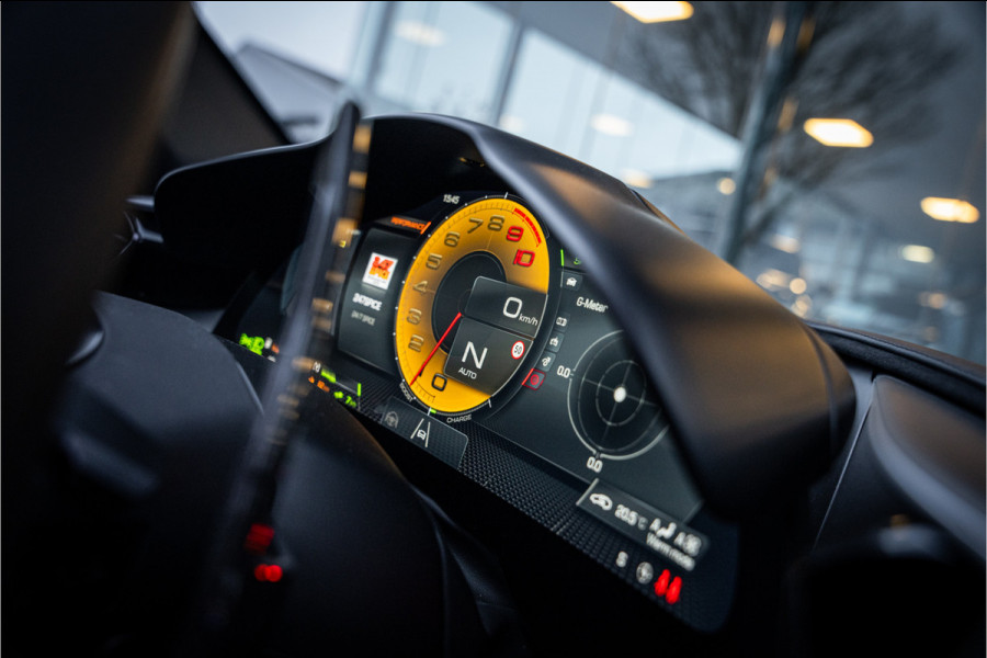 Ferrari 296 GTS 3.0 V6 830pk ** Kroymans ** Daytona Seats ** Lift ** HUD ** Pass Display ** Carbon Btw