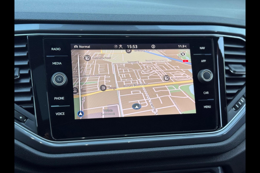 Volkswagen T-Roc 1.5 TSI 3x R-Line Pano/Virtual/Camera/AppleCarPlay