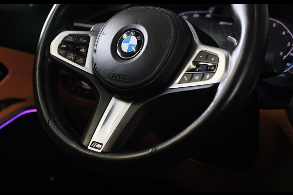 BMW 3-serie 330e High Executive M Sport / Head Up / Memory / Acc / Lane Assist / Dode Hoek / Open Dak / Cognac Leder / Camera /Led
