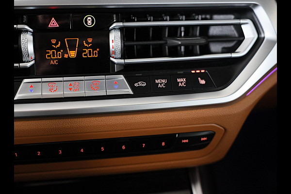 BMW 3-serie 330e High Executive M Sport / Head Up / Memory / Acc / Lane Assist / Dode Hoek / Open Dak / Cognac Leder / Camera /Led