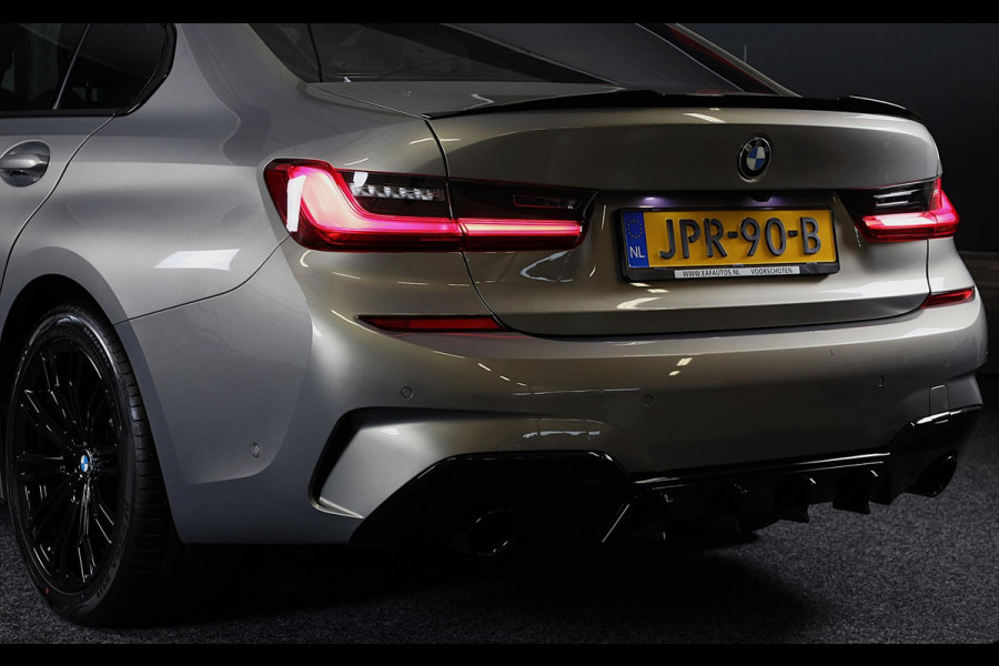 BMW 3-serie 330e High Executive M Sport / Head Up / Memory / Acc / Lane Assist / Dode Hoek / Open Dak / Cognac Leder / Camera /Led