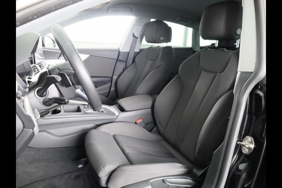 Audi A5 Sportback 40 TFSI Advanced Edition 204pk | Sportstoelen | Matrix LED koplampen | 19 inch lichtmetalen velgen | Voorstoelen met massage functie