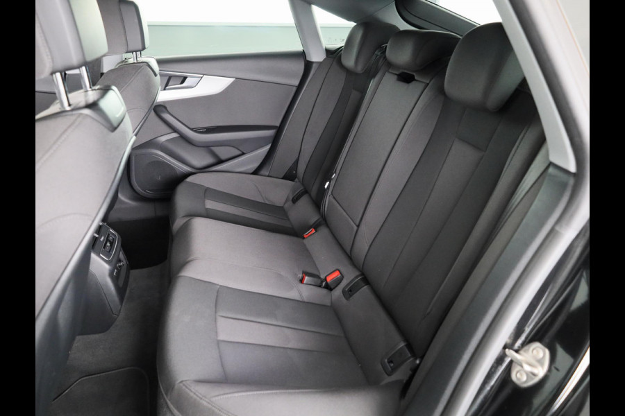 Audi A5 Sportback 40 TFSI Advanced Edition 204pk | Sportstoelen | Matrix LED koplampen | 19 inch lichtmetalen velgen | Voorstoelen met massage functie