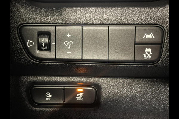 Kia e-Niro 64 kWh|100% SOH|NIEUWE LOGO|FACELIFT|3-FASE|TREKHAAK|1/2 LEDER|ACC|APPLE CARPLAY/ANDROID AUT|CAMERA|1e EIG|NL-AUTO|NAP|