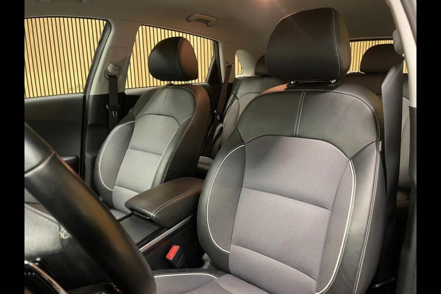 Kia e-Niro 64 kWh|100% SOH|NIEUWE LOGO|FACELIFT|3-FASE|TREKHAAK|1/2 LEDER|ACC|APPLE CARPLAY/ANDROID AUT|CAMERA|1e EIG|NL-AUTO|NAP|
