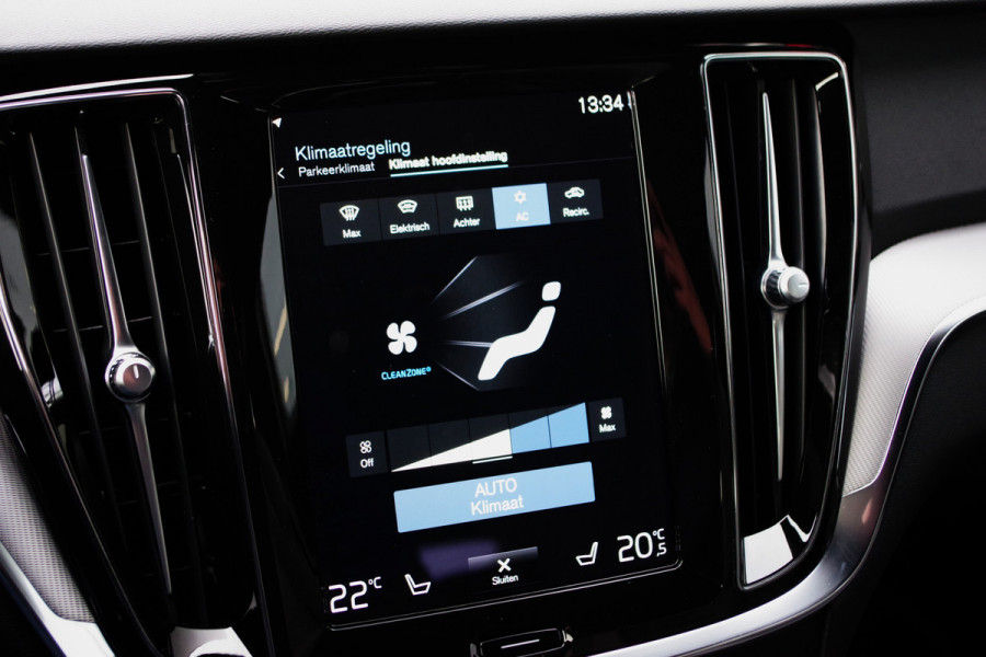 Volvo V60 2.0 T8 Recharge 390 PK AWD R-Design PHEV, Trekhaak, 360 Camera, Memory, H/K Sound, Adap. Cruise Control