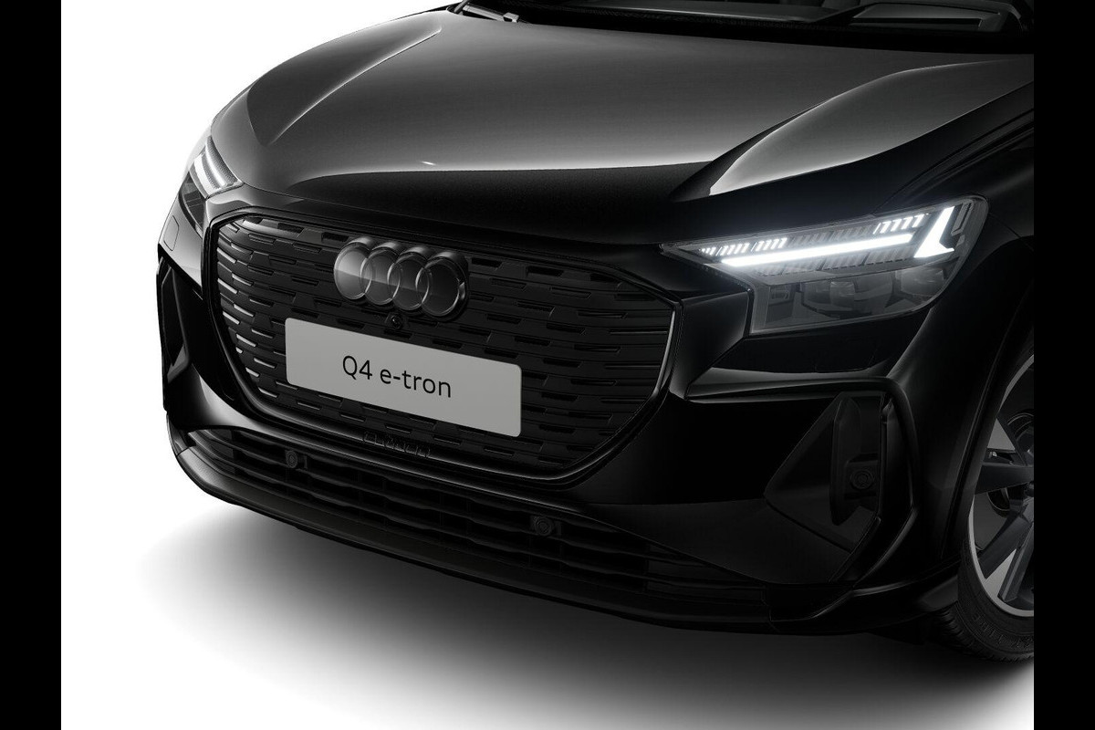 Audi Q4 e-tron 45 S edition Competition 82 kWh 286 pk | Assistentiepakket plus | Comfortpakket plus | Head-up display | Stuurverwarming |