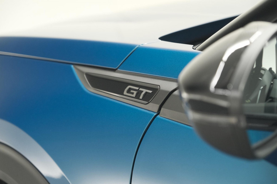 Peugeot 2008 Hybrid 145 e-DCS6 GT | Camera | Apple Carplay | Parkeersensoren