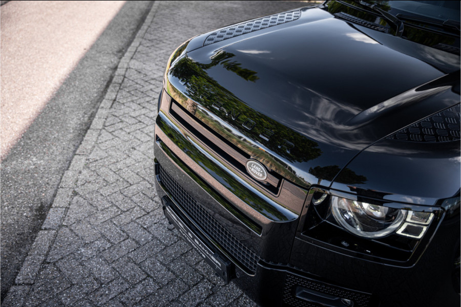 Land Rover Defender 110 2.0 P300e 110 X-Dynamic HSE ** URBAN ** 22inch ** Towing ** Cold Climate ** Dakspoiler ** Side Vents