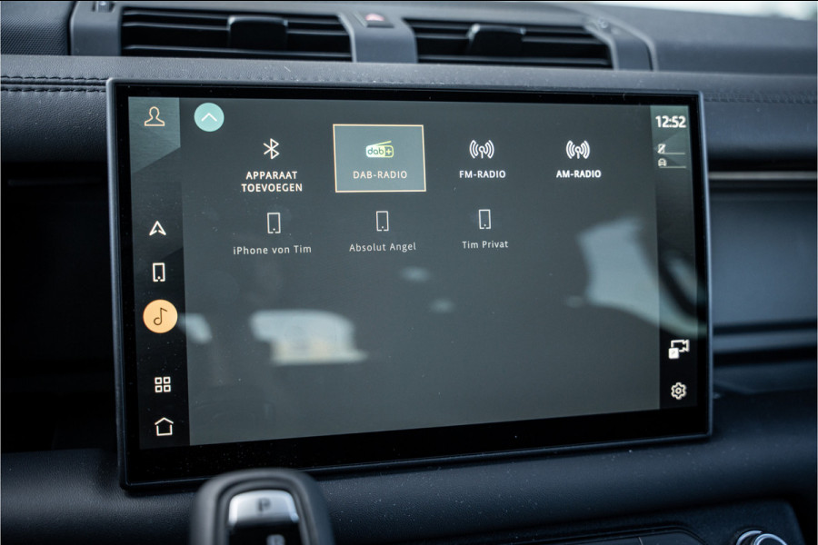 Land Rover Defender 110 2.0 P300e 110 X-Dynamic HSE ** URBAN ** 22inch ** Towing ** Cold Climate ** Dakspoiler ** Side Vents