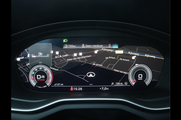 Audi A4 Avant 35 TFSI Launch edition Business / Panoramadak / Massagestoel