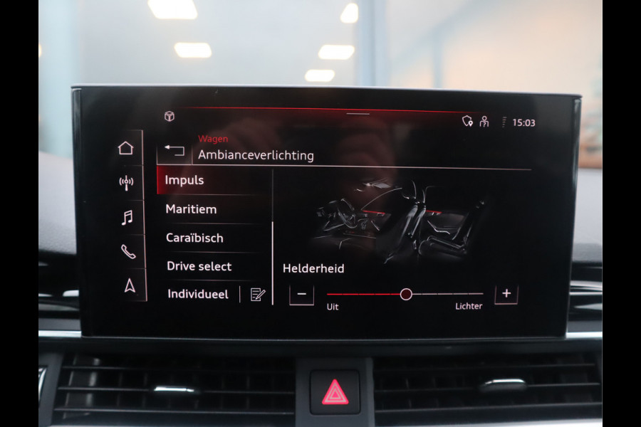 Audi A4 Avant 35 TFSI Launch edition Business / Panoramadak / Massagestoel