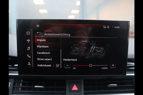 Audi A4 Avant 35 TFSI Launch edition Business / Panoramadak / Massagestoel