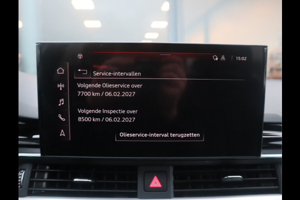 Audi A4 Avant 35 TFSI Launch edition Business / Panoramadak / Massagestoel