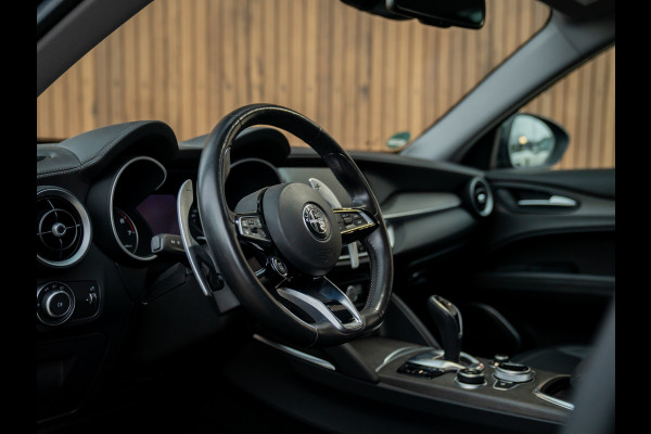 Alfa Romeo Stelvio 2.0T 280pk AWD Ti Lusso MY21 | Verde Visconti | Lederen dash. | CarPlay | Adapt. cruise