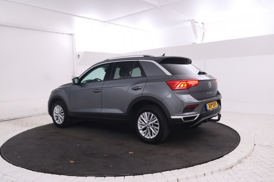Volkswagen T-Roc 1.5 TSI Sport 150PK, Automaat, Apple carplay, Climate,