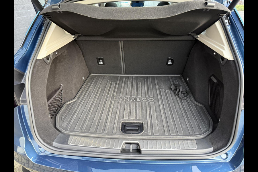 Lynk & Co 01 1.5 PANORAMADAK 360 CAMERA