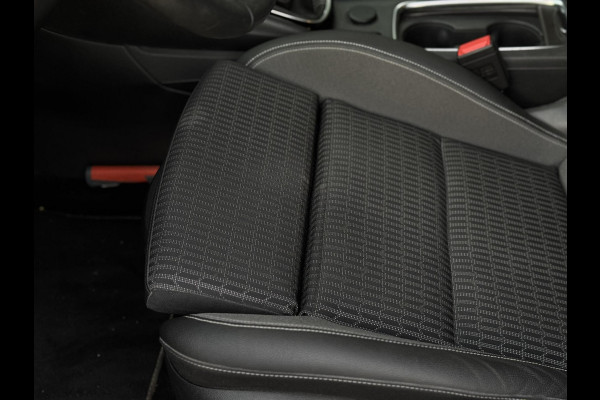 Opel Astra 1.2 Edition| Navi, Camera, Stoel+Stuurverw., Carplay/Android, Cruise, Climate, DAB | Dealeronderhouden | NAP | 1e Eig |