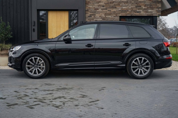 Audi Q7 55 TFSI e Quattro S-Line Pano/HUD/B&O/RS-Zetels/Trkhk/Black/Mass