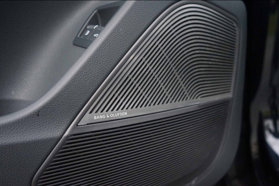 Audi Q7 55 TFSI e Quattro S-Line Pano/HUD/B&O/RS-Zetels/Trkhk/Black/Mass