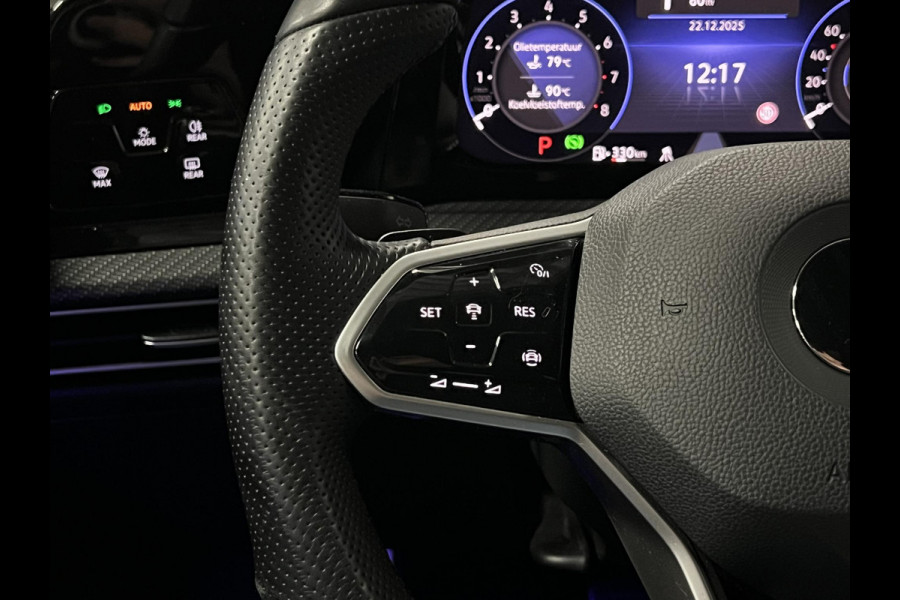 Volkswagen Golf 1.5 eTSI R-Line Business Adaptive Cruise | Stoel-/stuurverwarming | Achteruitrij ​camera | Carplay | ​Sfeerverlichting