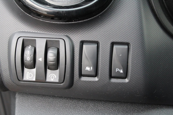 Renault Trafic 2.0 dCi 145 T29 L2H1 DC Comfort