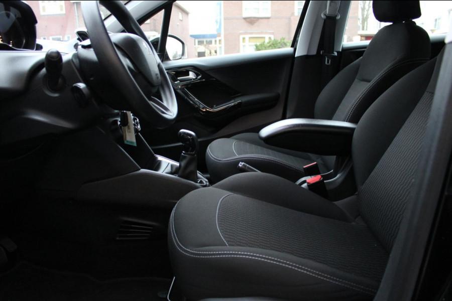 Peugeot 208 1.2 PureTech Blue Lease Active Carplay Navi Nap