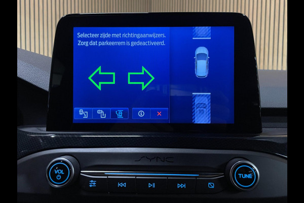 Ford Focus 1.5 EcoBoost ST Line Business|ACC|APPLE CARPLAY/ANDROID AUTO|CAMERA|CLIMATE, CRUISE CONTROL|NAVI|1e EIG|NL-AUTO|NAP|