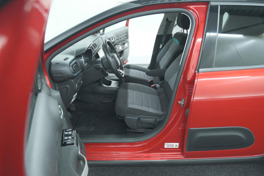 Citroën C3 PureTech 82 Shine | Camera | Navigatie | Apple Carplay | Parkeersensoren