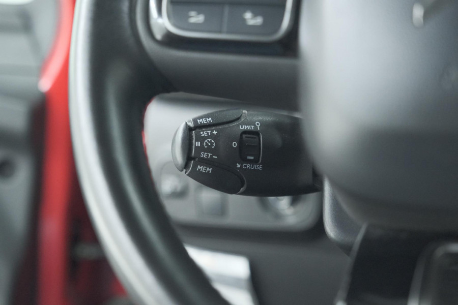 Citroën C3 PureTech 82 Shine | Camera | Navigatie | Apple Carplay | Parkeersensoren