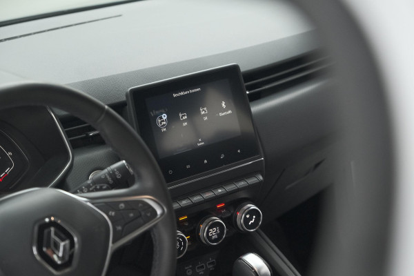 Renault Clio TCe 130 EDC Intens | Rondom Camera | Apple Carplay | Parkeersensoren | Climate Control