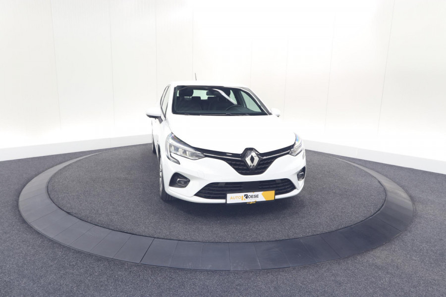 Renault Clio TCe 130 EDC Intens | Rondom Camera | Apple Carplay | Parkeersensoren | Climate Control