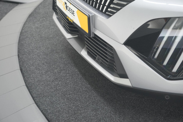 Peugeot 2008 Hybrid 136 e-DCS6 Allure | 360 Camera | Adaptieve Cruise Control | Dodehoekdetectie | Navigatie