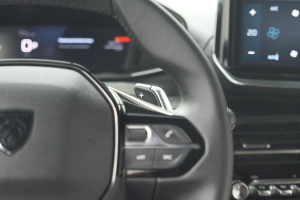 Peugeot 2008 Hybrid 136 e-DCS6 Allure | 360 Camera | Adaptieve Cruise Control | Dodehoekdetectie | Navigatie