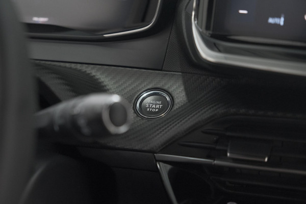 Peugeot 2008 Hybrid 136 e-DCS6 Allure | 360 Camera | Adaptieve Cruise Control | Dodehoekdetectie | Navigatie