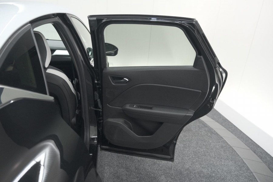Renault Captur 1.6 E-Tech full hybrid 145 techno | Pack Full Screen | Camera | Navigatie | Allseason Banden