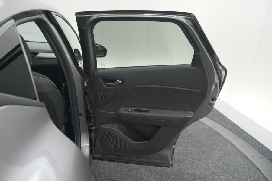 Renault Captur Mild Hybrid 160 EDC Techno | Pack Winter | Camera | Adaptieve Cruise Control | Apple Carplay