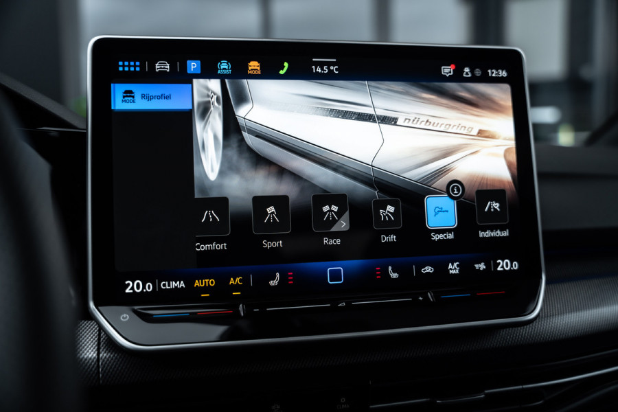 Volkswagen Golf 8.5 R 2.0 TSI 4Motion - R Performance Pack | Akrapovic | Panorama | H&K | Elek. Trekhaak